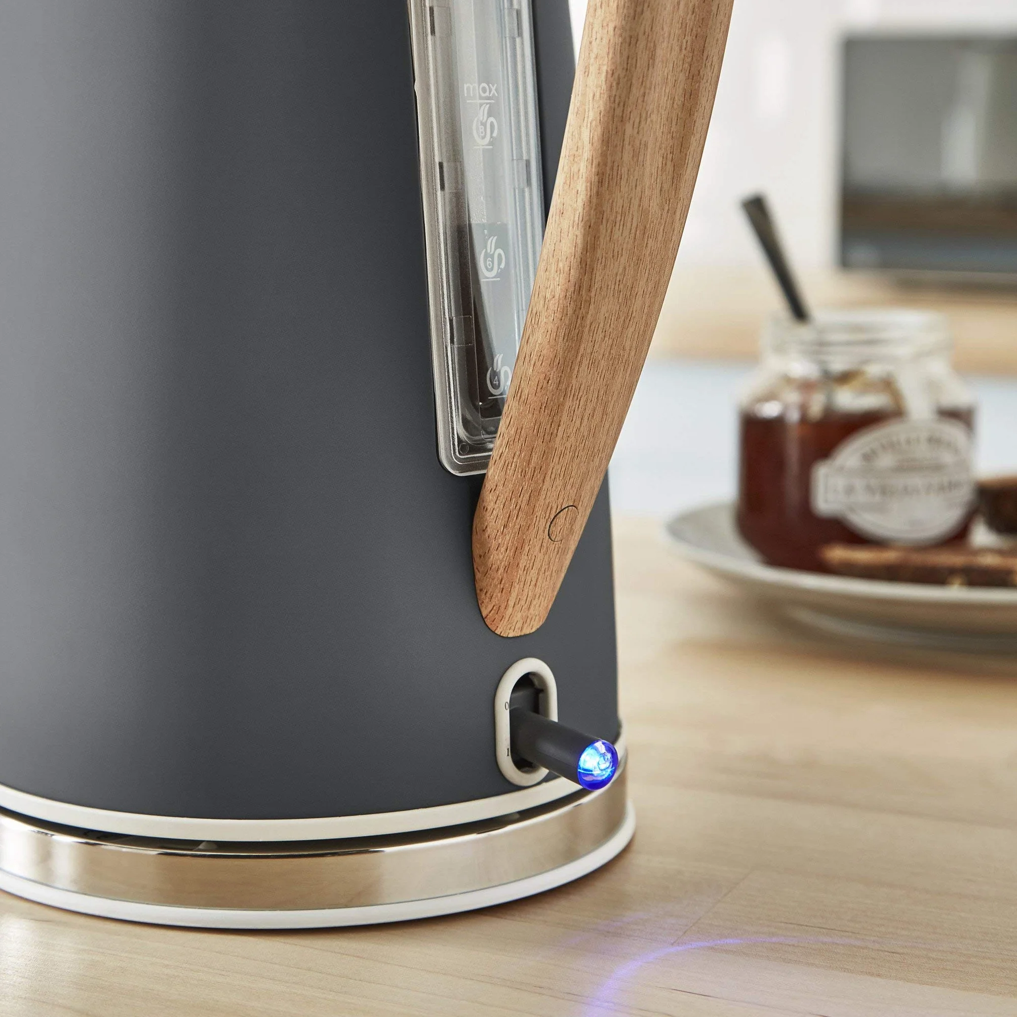 Swan Nordic Set Desayuno Hervidor de agua inalámbrico 1,7L 2200W, Tostadora Pan ranura ancha 2 rebanadas, 3 funciones, diseño moderno, efecto madera, gris