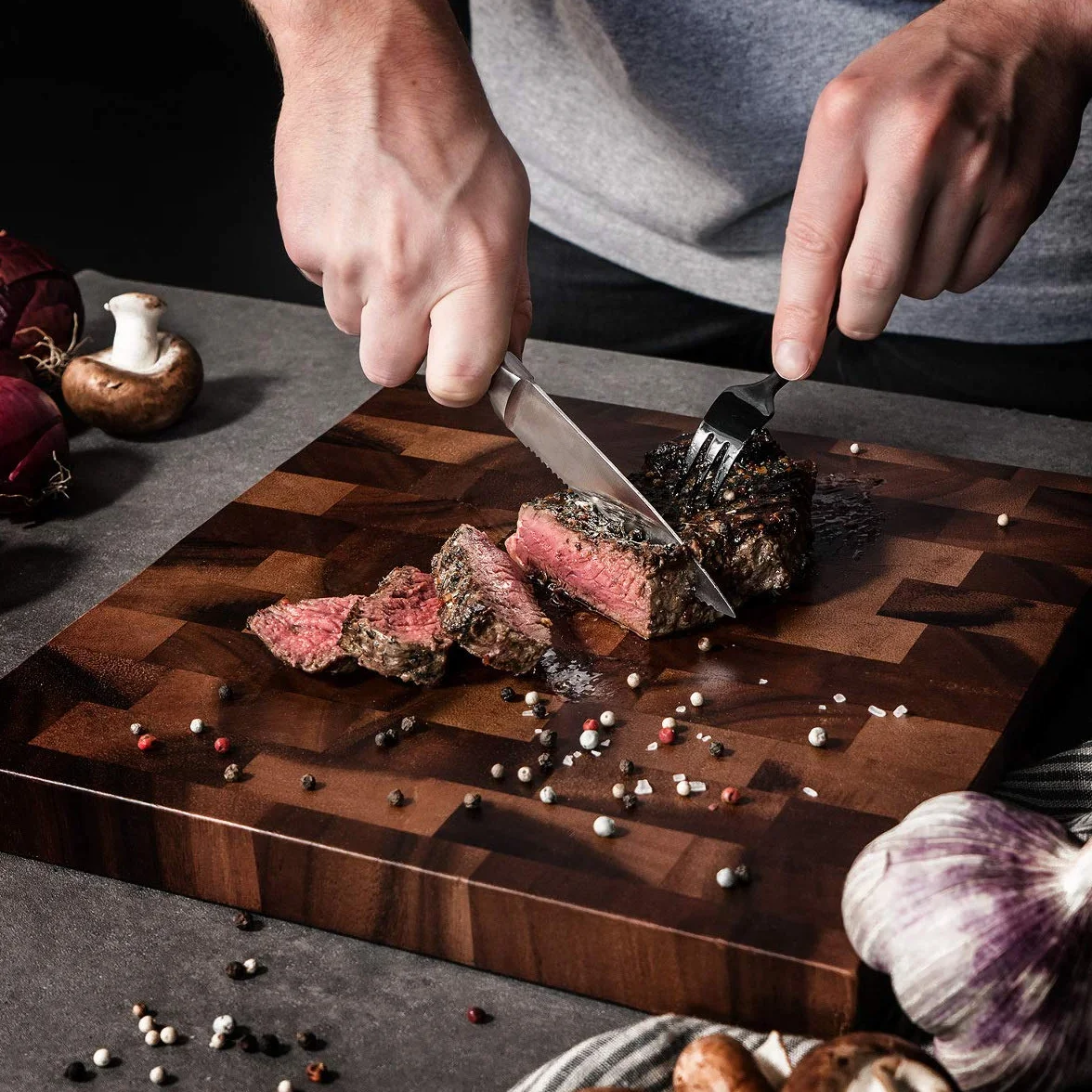 Navaris Set de Cuchillos para Carne - Juego de 6X Cuchillo de Acero Inoxidable con Mango de Madera - Cuchillos chuleteros con Filo de Sierra