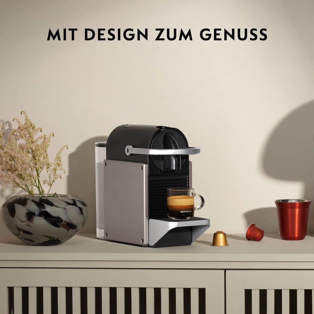 Krups XN306TK Nespresso Pixie Titan, cafetera expreso, recetas programables, 2 longitudes, apagado automático, 1260 W, 0,7 litros