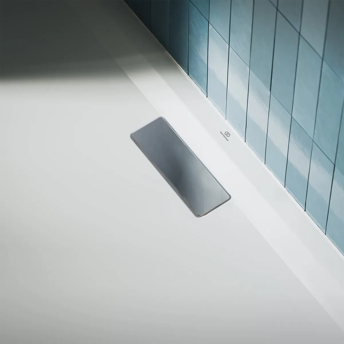 ULTRAFLAT 2 VALVULA DESAGÜE CON TAPA