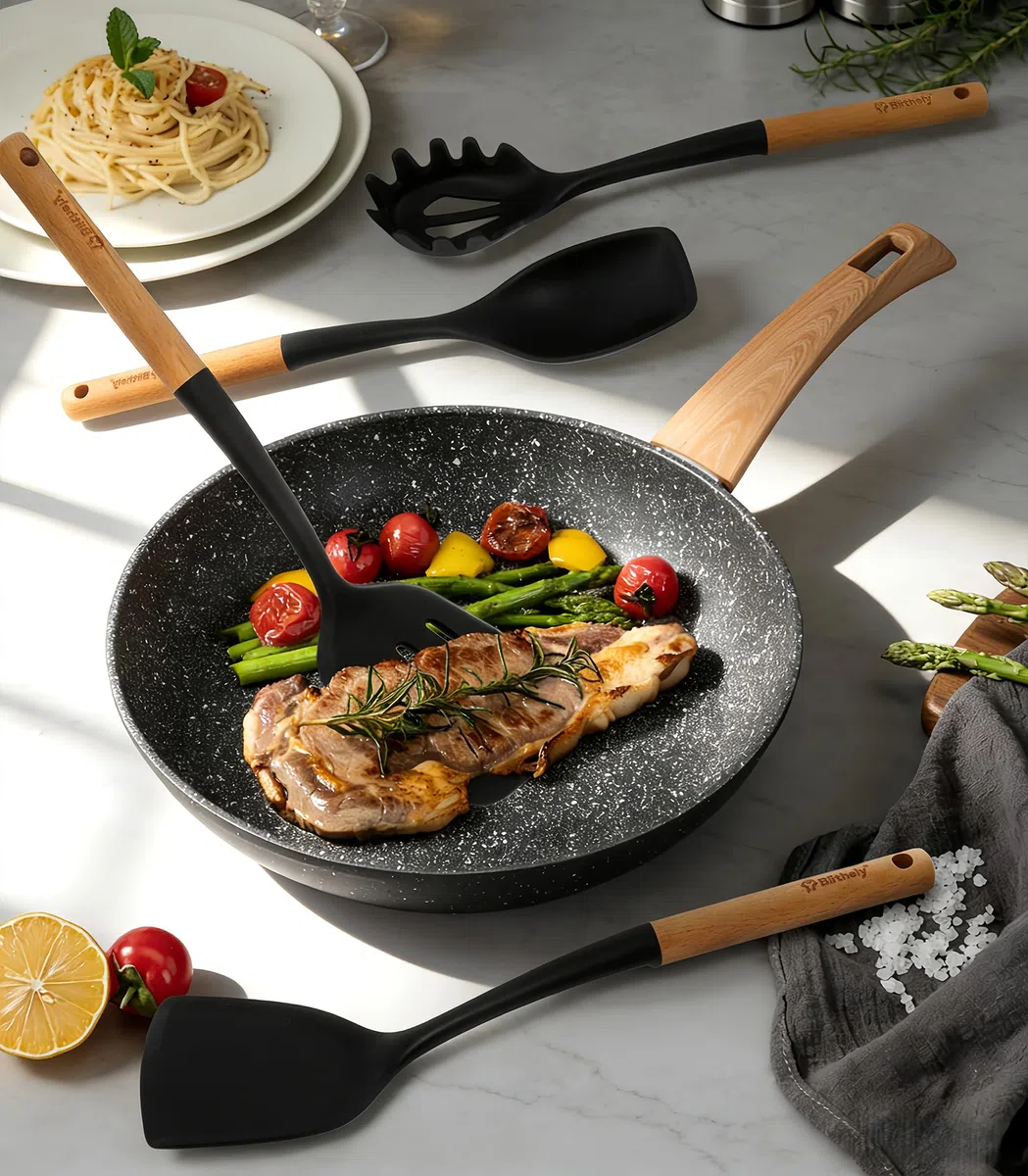 Juego de utensilios de cocina de silicona grande de 25 piezas con soporte, juego de utensilios de cocina sin BPA con mango de madera, espátulas de silicona resistentes al calor con espátula para