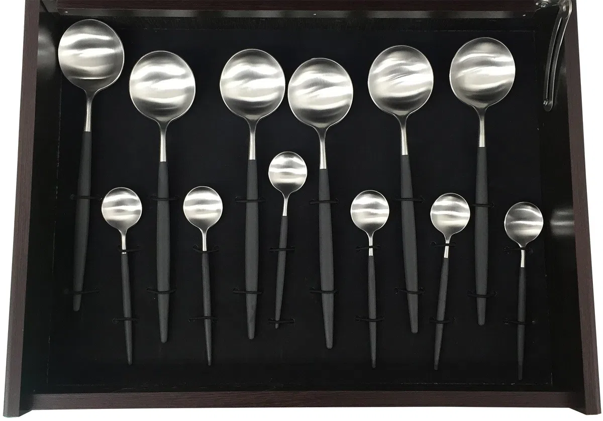 Cutipol Cubertería de 24 piezas en bandeja para cubiertos