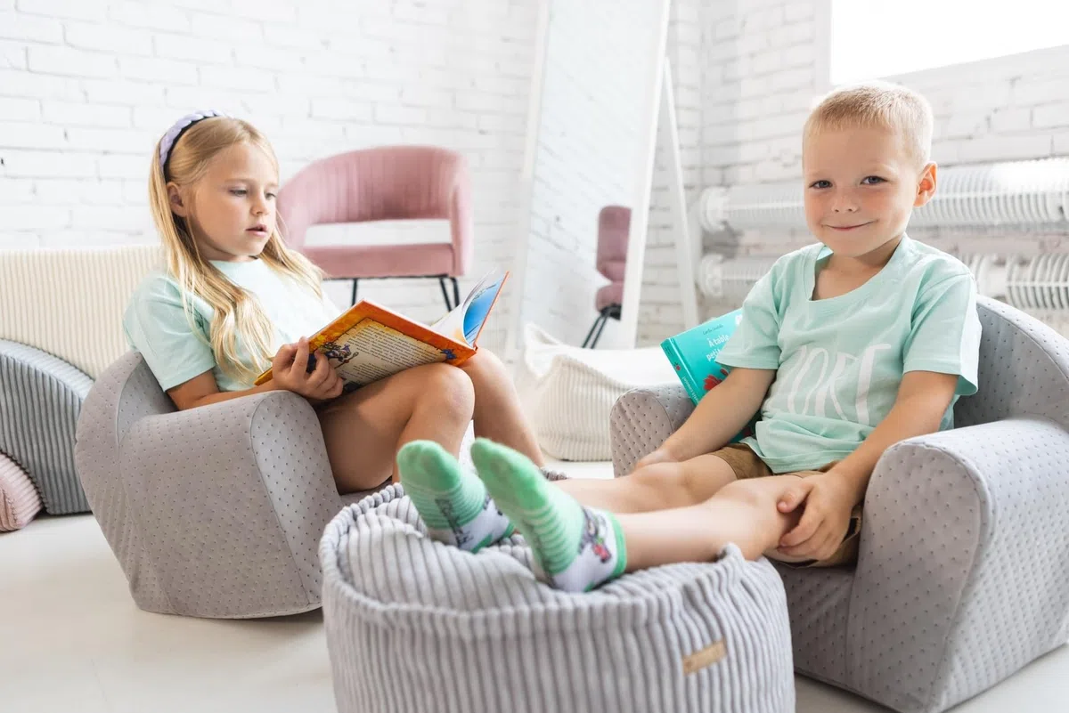 Sillón acolchado para los niños cómodo ligero, guarderías, salas de juego (color: verde menta (pana))