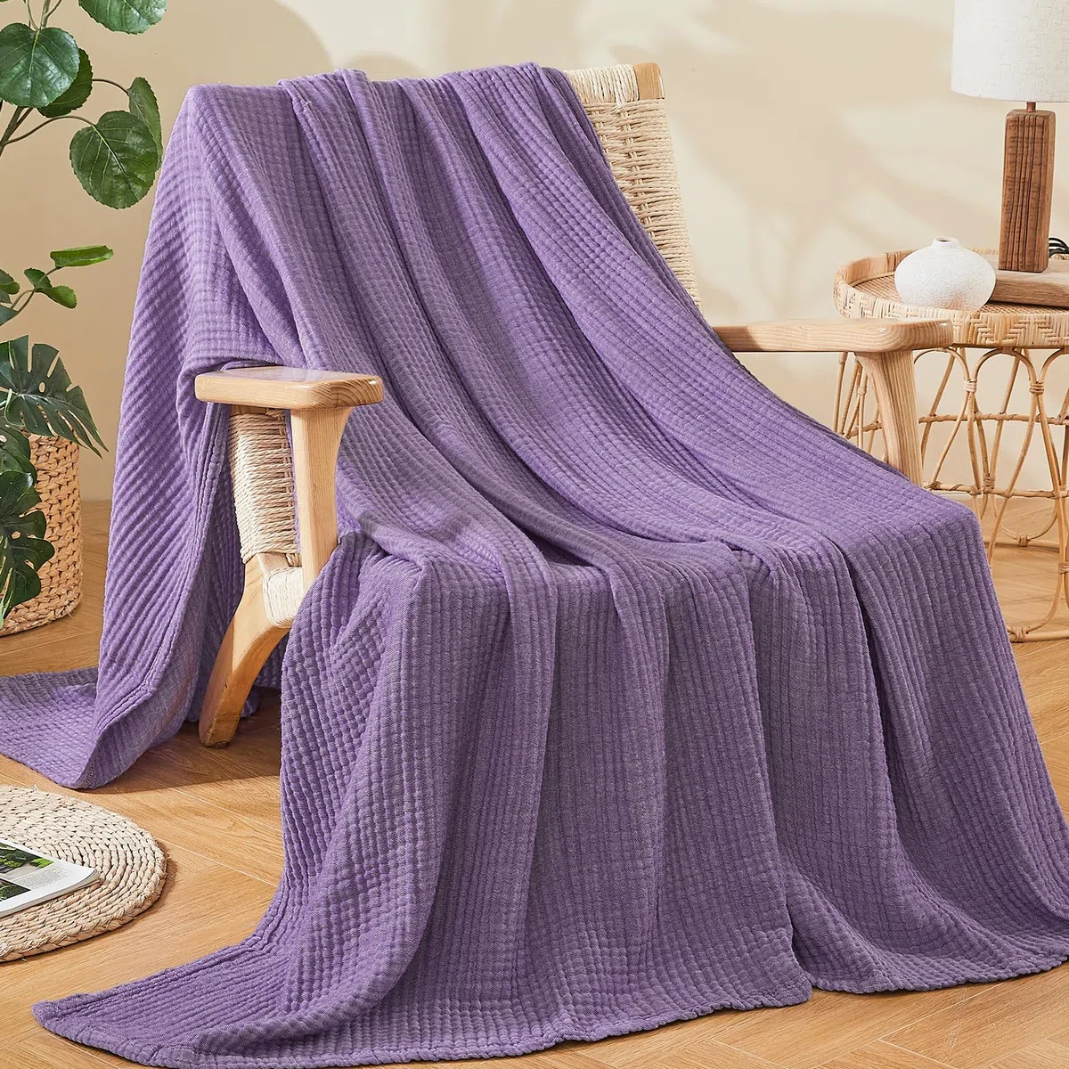 EMME Manta de Muselina de algodón tamaño King, Colcha de Capas de Gasa Transpirable, Suave y Ligera (Morado Jaspeado, 274 x 228 cm)