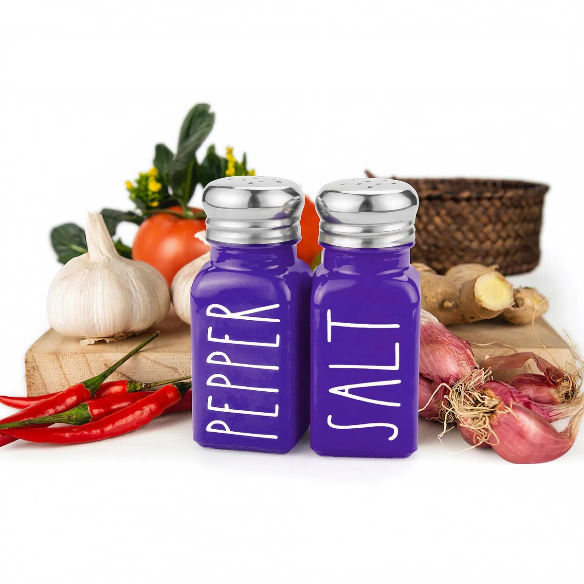 Brighter Barns - Juego de salero y pimentero morado – Decoración moderna de cocina de granja y accesorios – Bonito juego de sal y pimentero – Cocteleros de vidrio y tapas de acero inoxidable para el