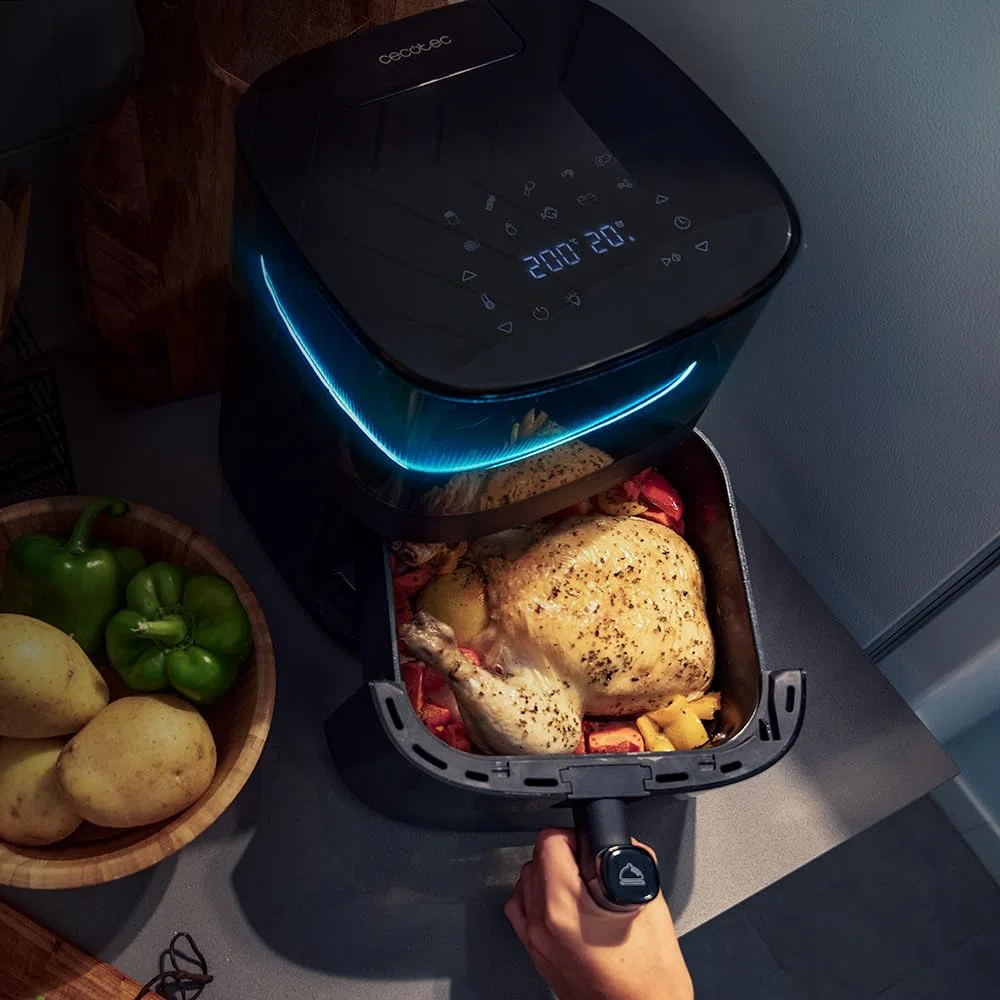 Cecotec Freidora de Aire sin Aceite de 5 L Cecofry Neon 5000 Air Fryer | 1500W, Spray de Agua, Ventana, Luz Interior, Tecnología PerfectCook, 10 Menús, Panel de control Táctil, 80º-230ºC