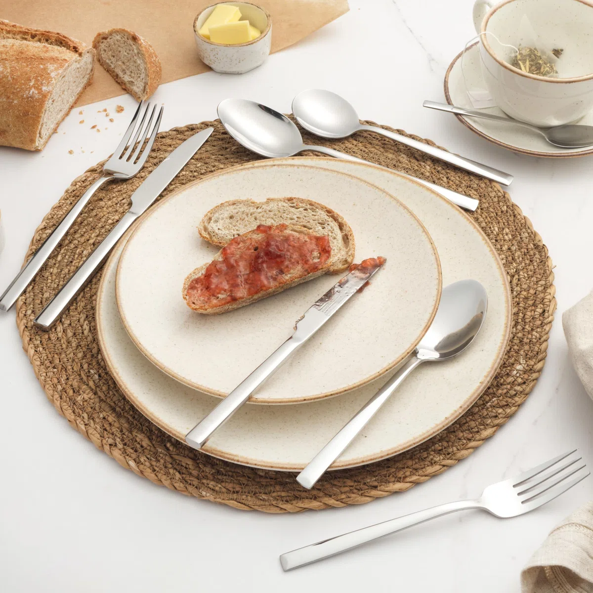 Salter Winslow Juego de cubiertos de 44 piezas - Platería de acero inoxidable, Servicio para 6 personas, cuchillos, tenedores, cucharaditas, cucharas de sopa, servir cucharas