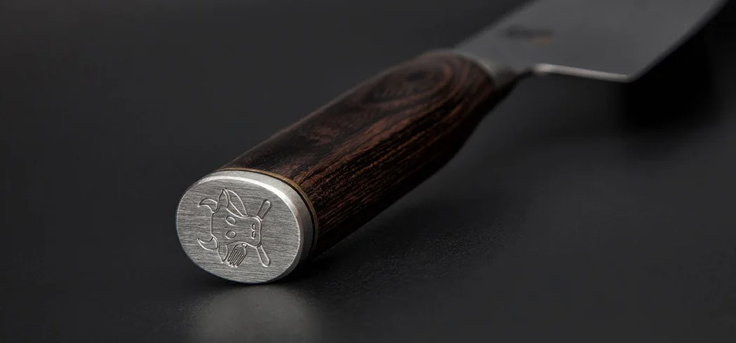 KAI Shun – Cuchillo de chef Tim Mälzer Premier TDM 1706 – Cuchillo japonés ultraafilado + tabla de cortar 100% hecha a mano única, 30 x 22 cm