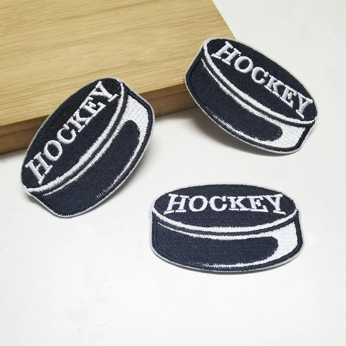 Juego de 12 parches de hockey sobre hielo, parches bordados para el día del juego, deportes, parches bordados con plancha para sombrero de camionero, apliques bordados a máquina, gorra,
