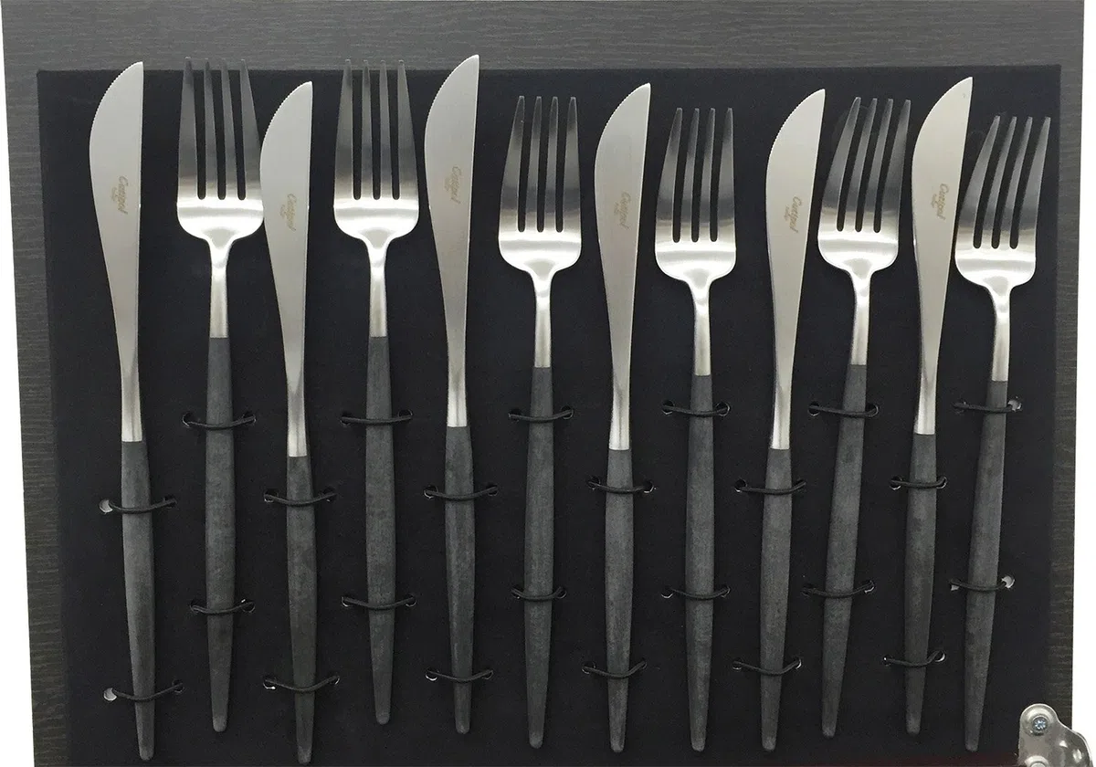 Cutipol Cubertería de 24 piezas en bandeja para cubiertos