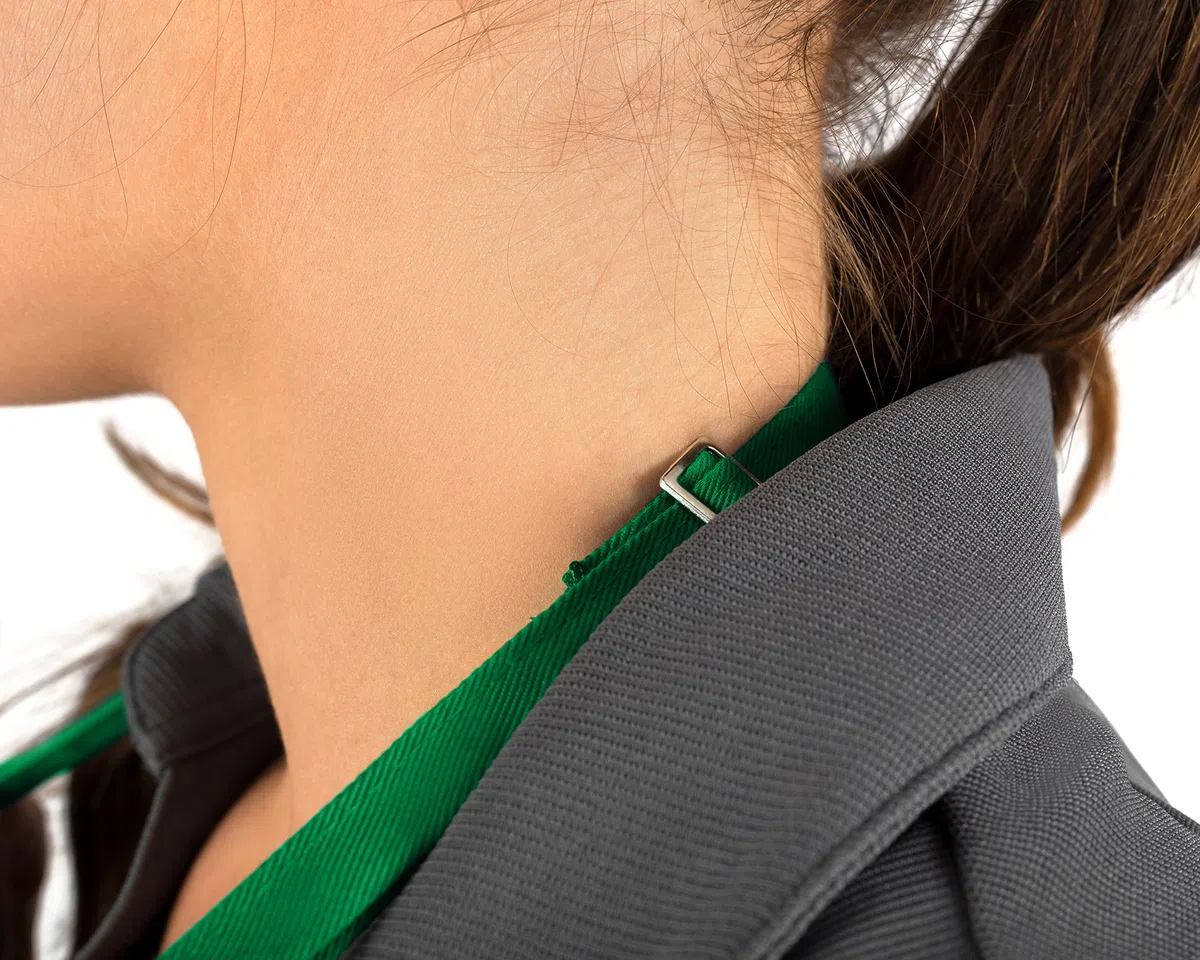 KNG Kelly Green - Delantal ajustable con 3 bolsillos para hombre y mujer, paquete de 2