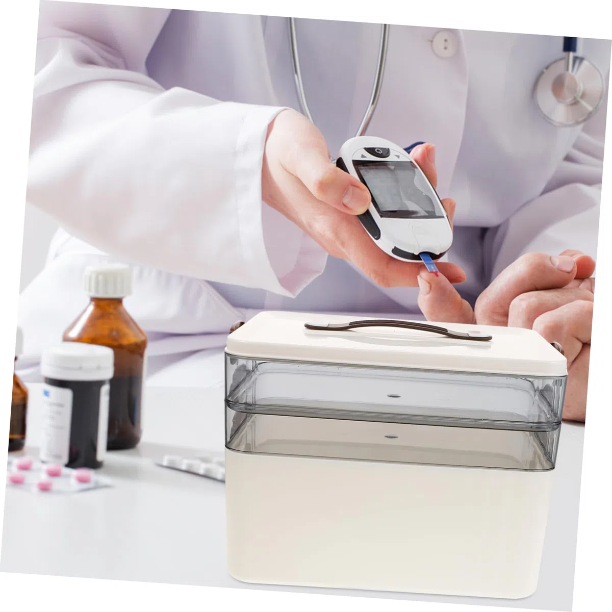 Cabilock Organizador de Medicamentos con Gran Capacidad, Caja de Plástico Multi-capas con Compartimentos Transparentes, Diseño Compacto y Asa para Uso en Viajes y Hogar