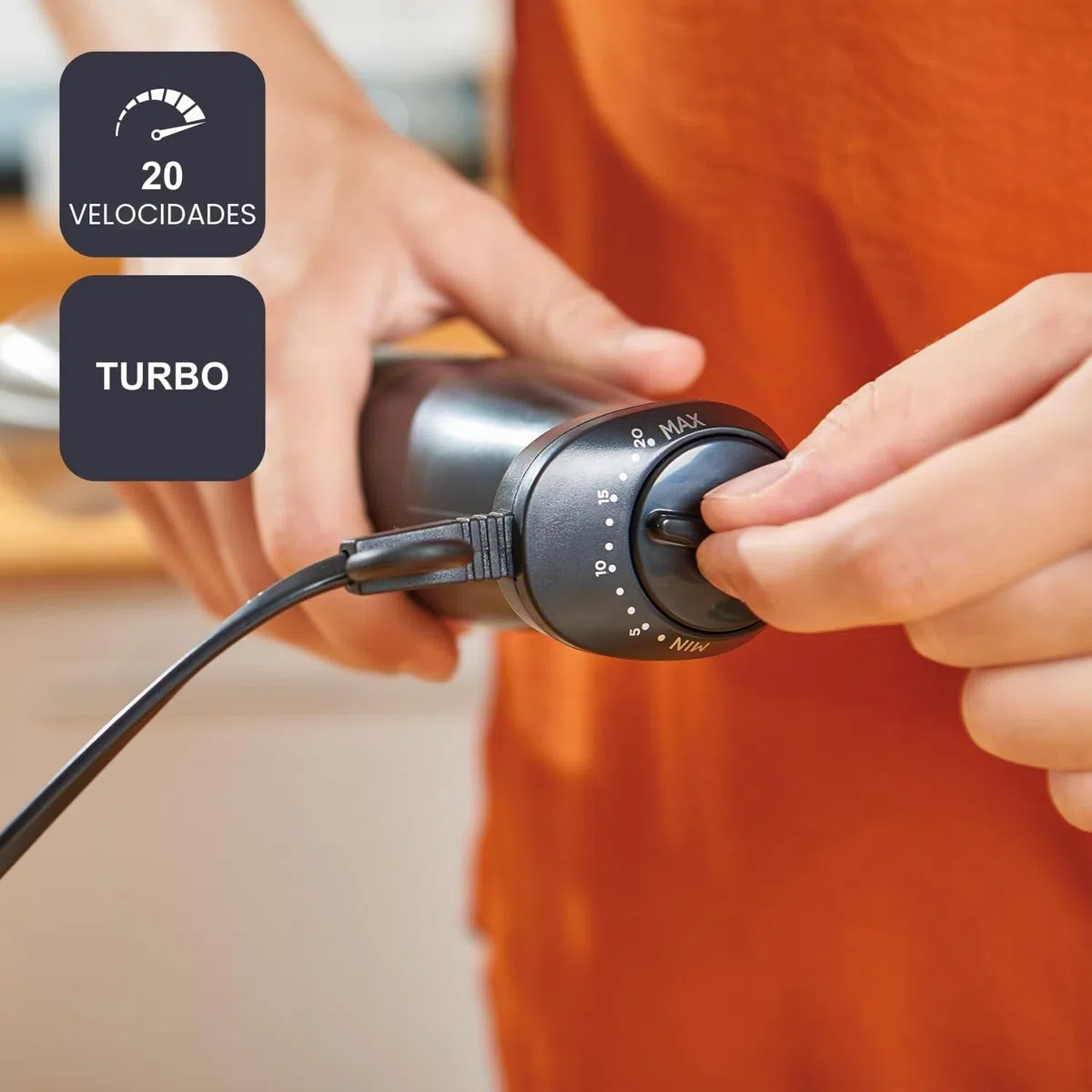 BLACK+DECKER BXHBA1000E - Batidora de mano eléctrica multifunción 3 en 1 | 1000W | 20 velocidades + Turbo | Antisalpicaduras | Vaso medidor | Bol picador | Varilla batidora | Negro e inox antihuellas
