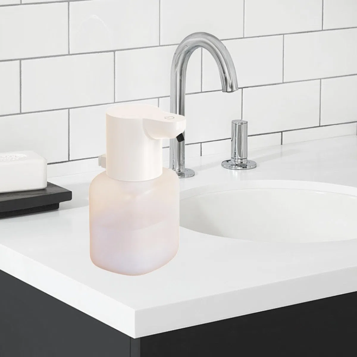 Dispensador Automático de Jabón con Inteligente Dosificador de Jabón Líquido Dispensador Sin Contacto Recargable Depósito 550ml Función Antigot, Líquido Blanco, Individual