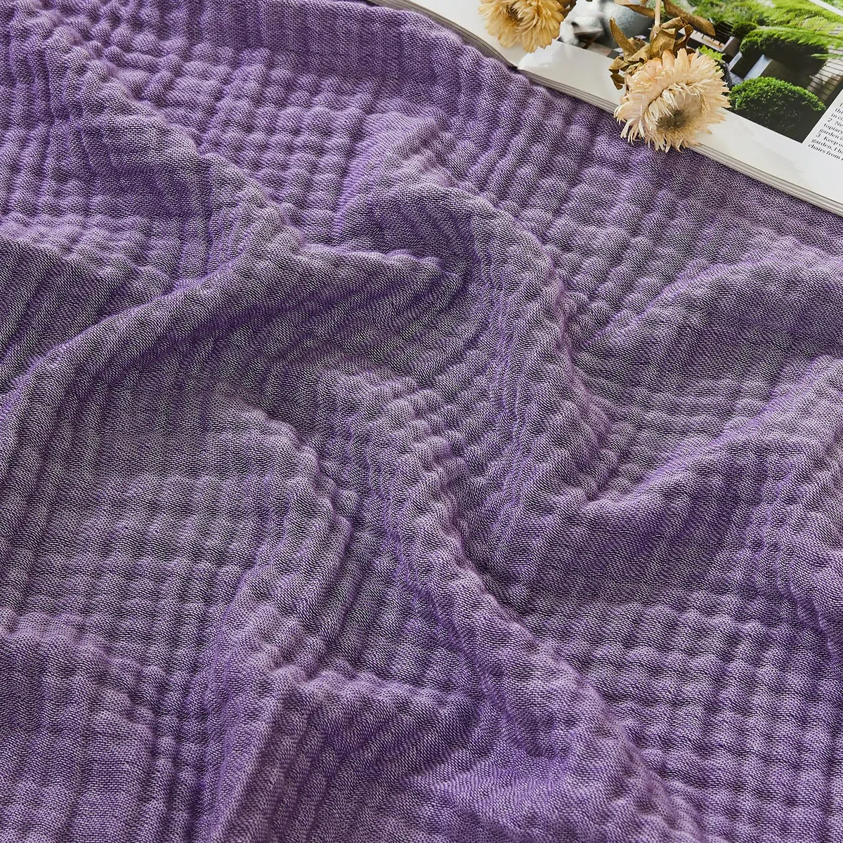 EMME Manta de Muselina de algodón tamaño King, Colcha de Capas de Gasa Transpirable, Suave y Ligera (Morado Jaspeado, 274 x 228 cm)