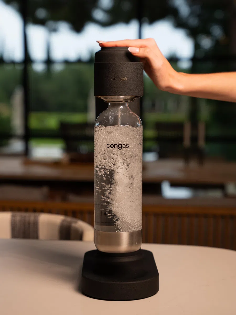 CONGAS Máquina para Hacer Agua con Gas Burbujito – Gasificador Manual de Acero Inoxidable 304 sin Cables ni Pilas – Kit con 2 Botellas de 1L – Compatible con Cilindros de CO2 de Rosca Estándar