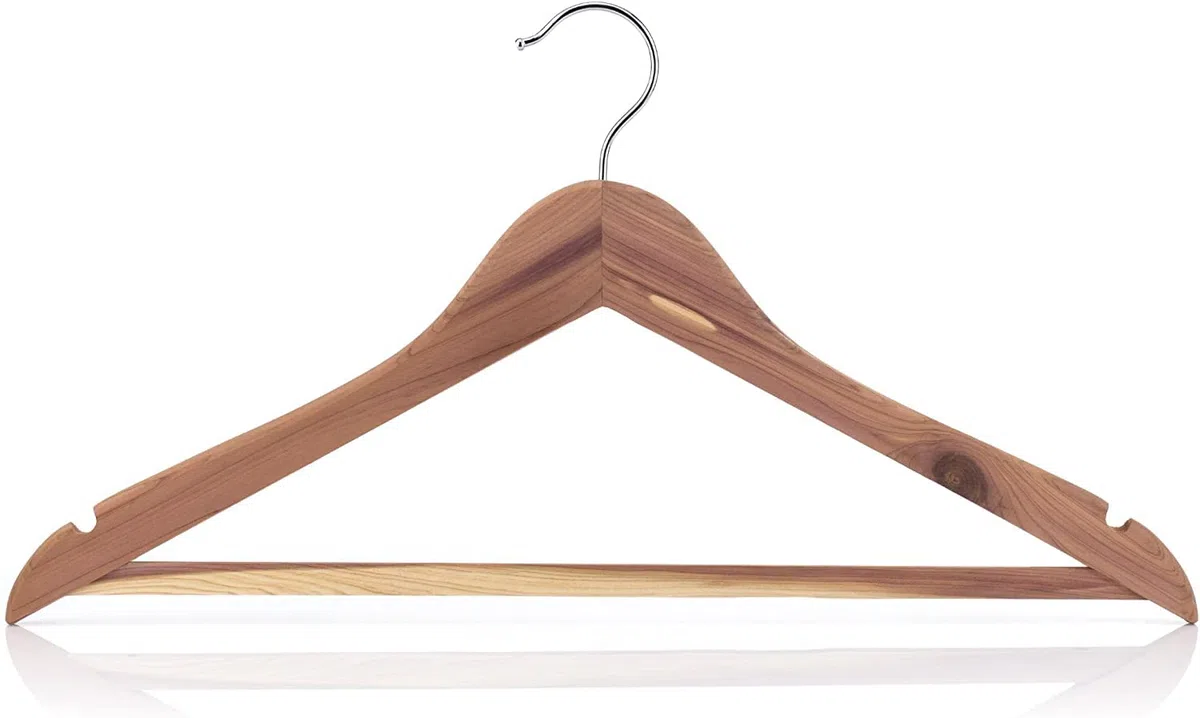 Hangerworld 24 Perchas 44cm Madera de Cedro Antipolilla Barra Pantalón Antideslizante Vestido Chaqueta
