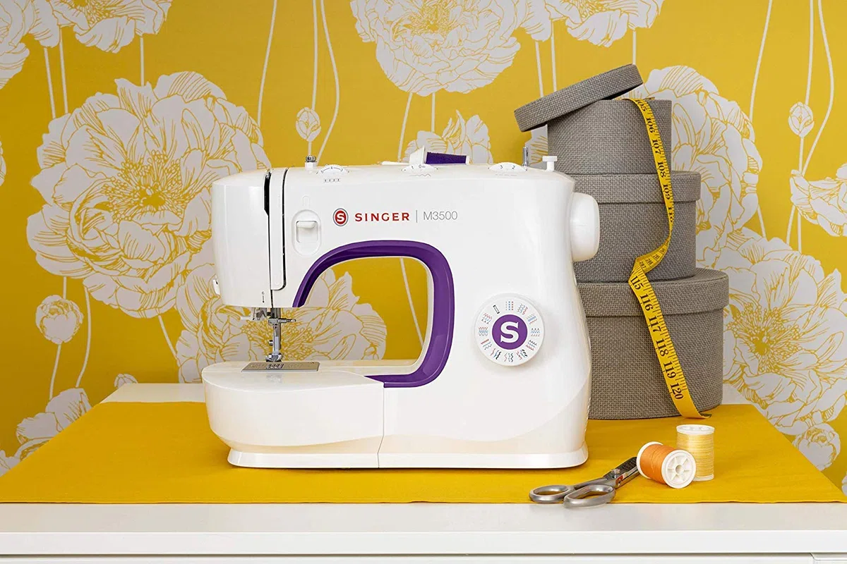 Singer M3505 - Máquina de Coser Portatil, Nuevo Modelo 2020, 34 Puntadas de Costura, útiles, elásticas, decorativas, Automática, Fácil de Usar