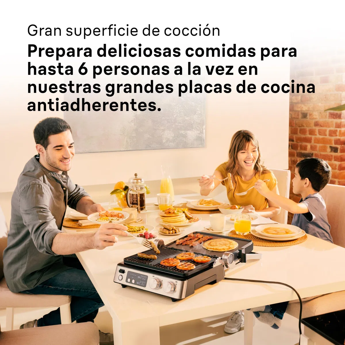 Braun MultiGrill 7 CG 7040, Plancha Cocina Eléctrica con Control Electrónico, 2 Termostatos Independientes, 3 Posiciones de Cocción, Placas Lavables en Lavavajillas, 2000 W, Negro/Acero Inoxidable