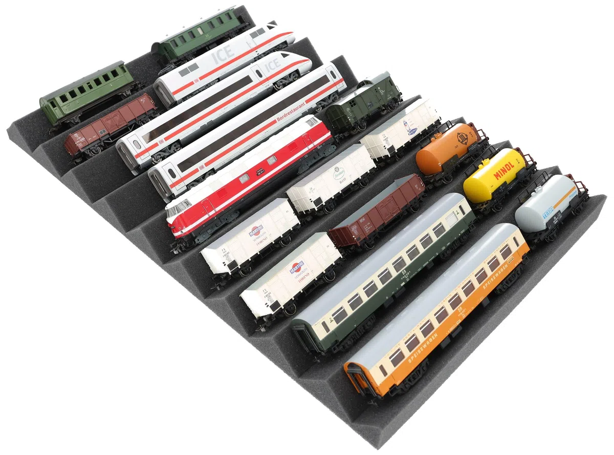 Feldherr EUMFJLA01 Zugliege - H0 Gauge - 9 compartments for Model Railway locomotives, Wagons and Vehicles, Amount:2 pcs.
