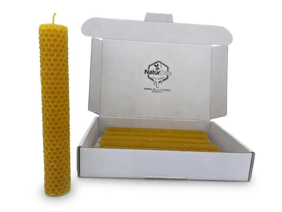 Velas de cera de abeja, velas de miel (velas 20 cm x 2,4 cm). SIN PARAFINA ecologicas,Hechas a mano Origen Sierra de Culebra ZAMORA (PACC 32 VELAS 20 cm x 2,4cm)