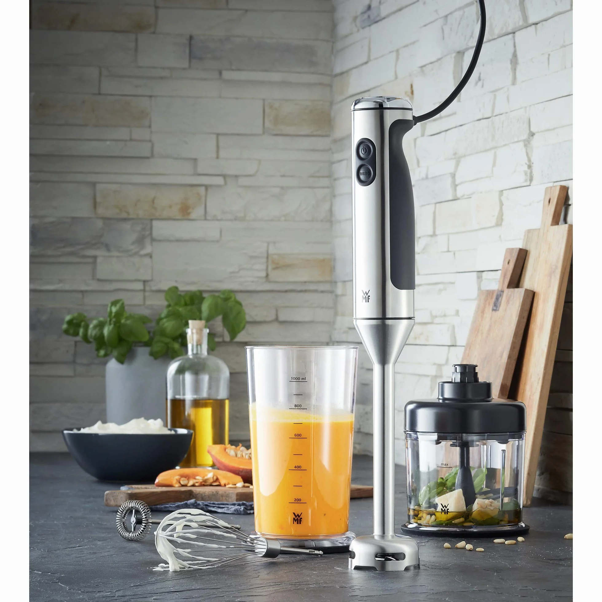 WMF Lineo - Batidora de mano 4 en 1, 700 w,vaso medidor 1 Litro, accesorio Picadora, accesorio batidor, accesorio espumador de leche Acero Inoxidable cromargan