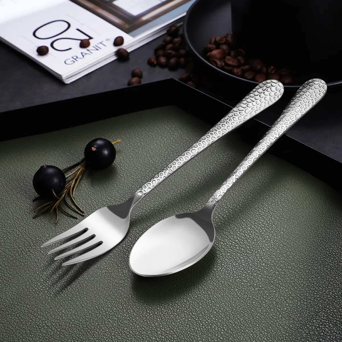 HaWare Juego de cubiertos de acero inoxidable de 72 piezas con cuchillo de carne para 12 personas, moderno juego de cubiertos con mango de martillo, cuchillo, tenedor y cuchara, para casa/restaurante,