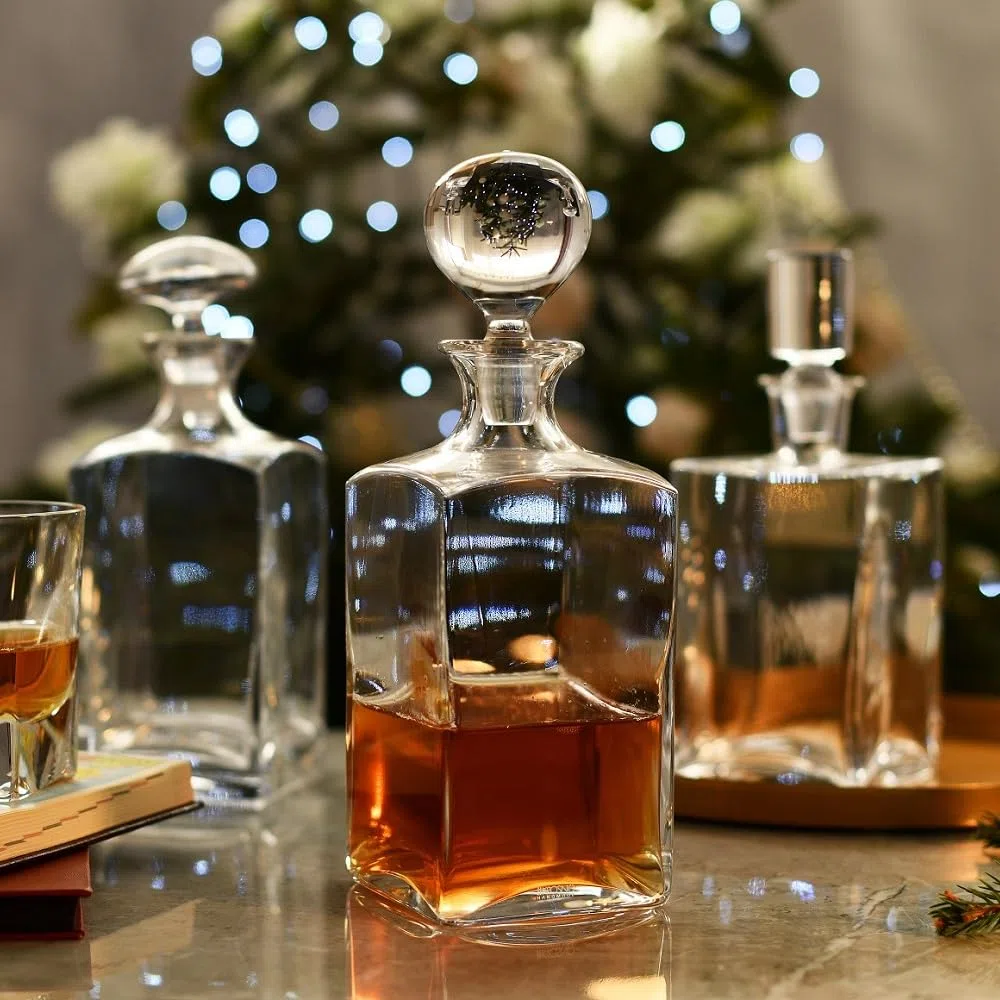 Krosno Decantador/garrafa para whisky y ron con tapón | 1000 ml | Colección Caro | Caja regalo con copa de brandy y botella de agua | Para casa, restaurantes y cocina | Cristal sin plomo