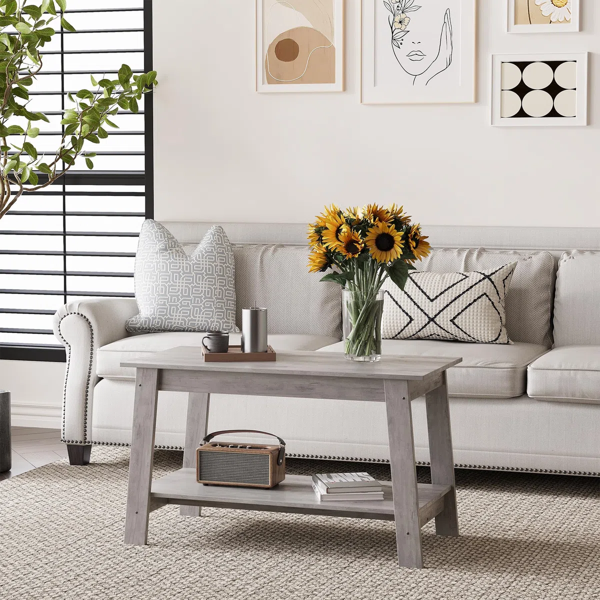 GarveeHome Mesa de Centro con Estante Abierto, Mesa de Centro Madera de 2 Niveles Estilo Farmhouse, Mesita de Salón Rectangular y Mesita de Sofá Compacta (80 x 39 x 48 cm), Gris