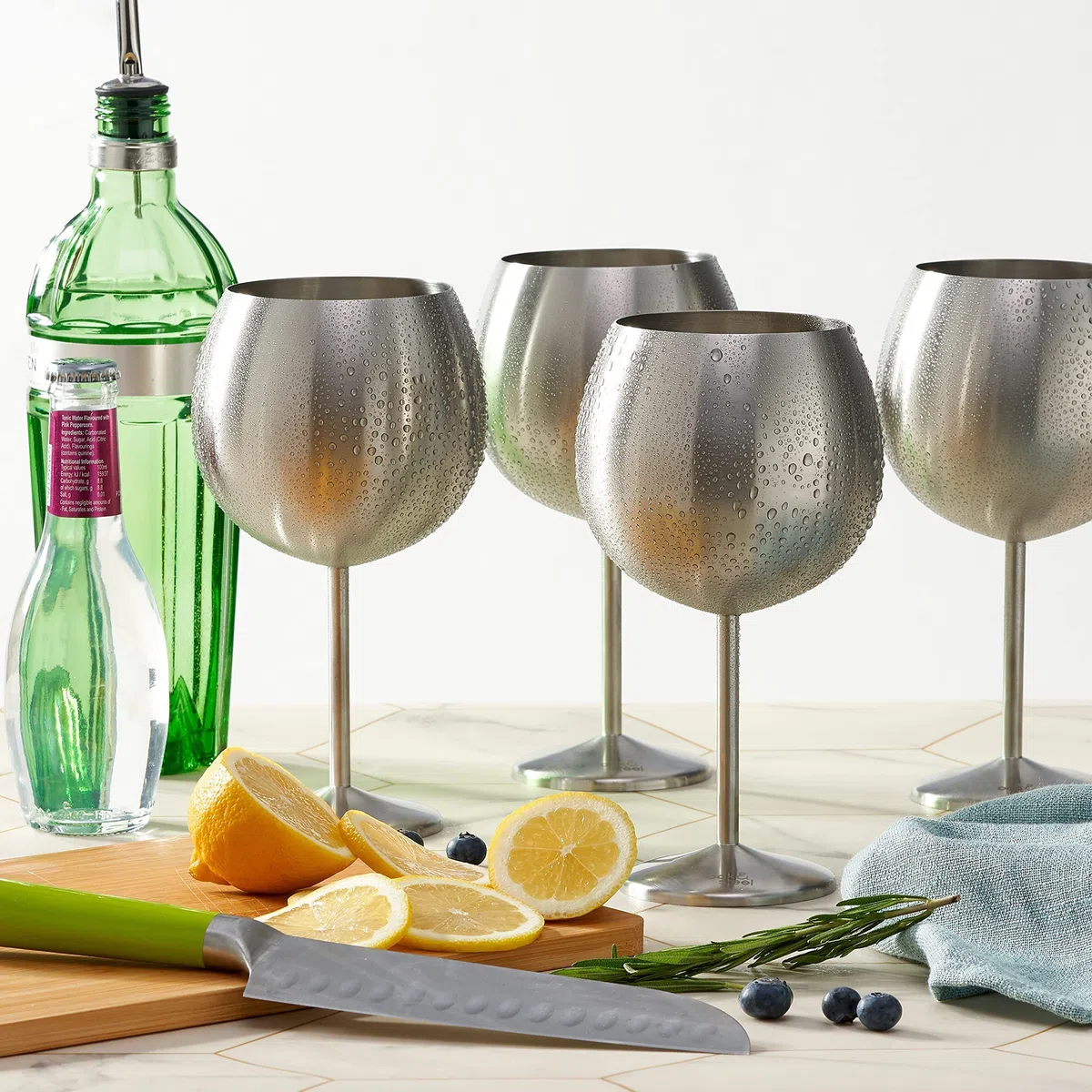 Oak & Steel - 4 Copas Globo Grandes de Acero Inoxidable para Ginebra, Copas de Cóctel (XL 700ml) - Plata Mate - Robustas e Irrompibles - Set de Regalo para Cumpleaños y Navidad