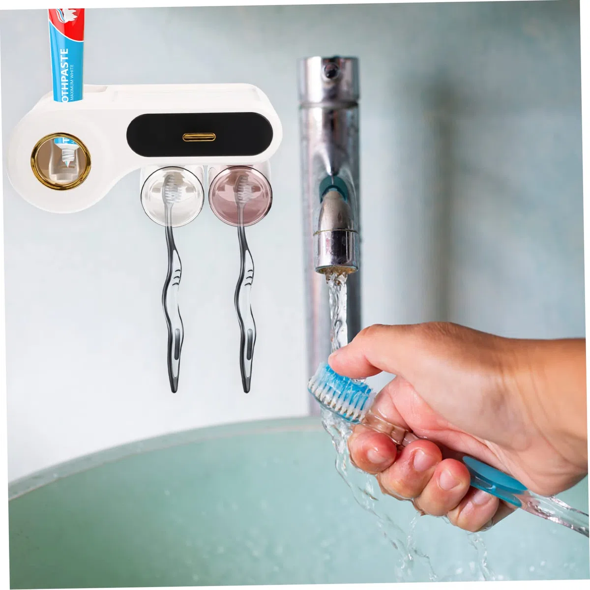 Estante de Pared para Cepillos de Dientes y Accesorios de Baño en Plástico Negro, Diseño Simple y Funcional para Almacenamiento Organizado Baño