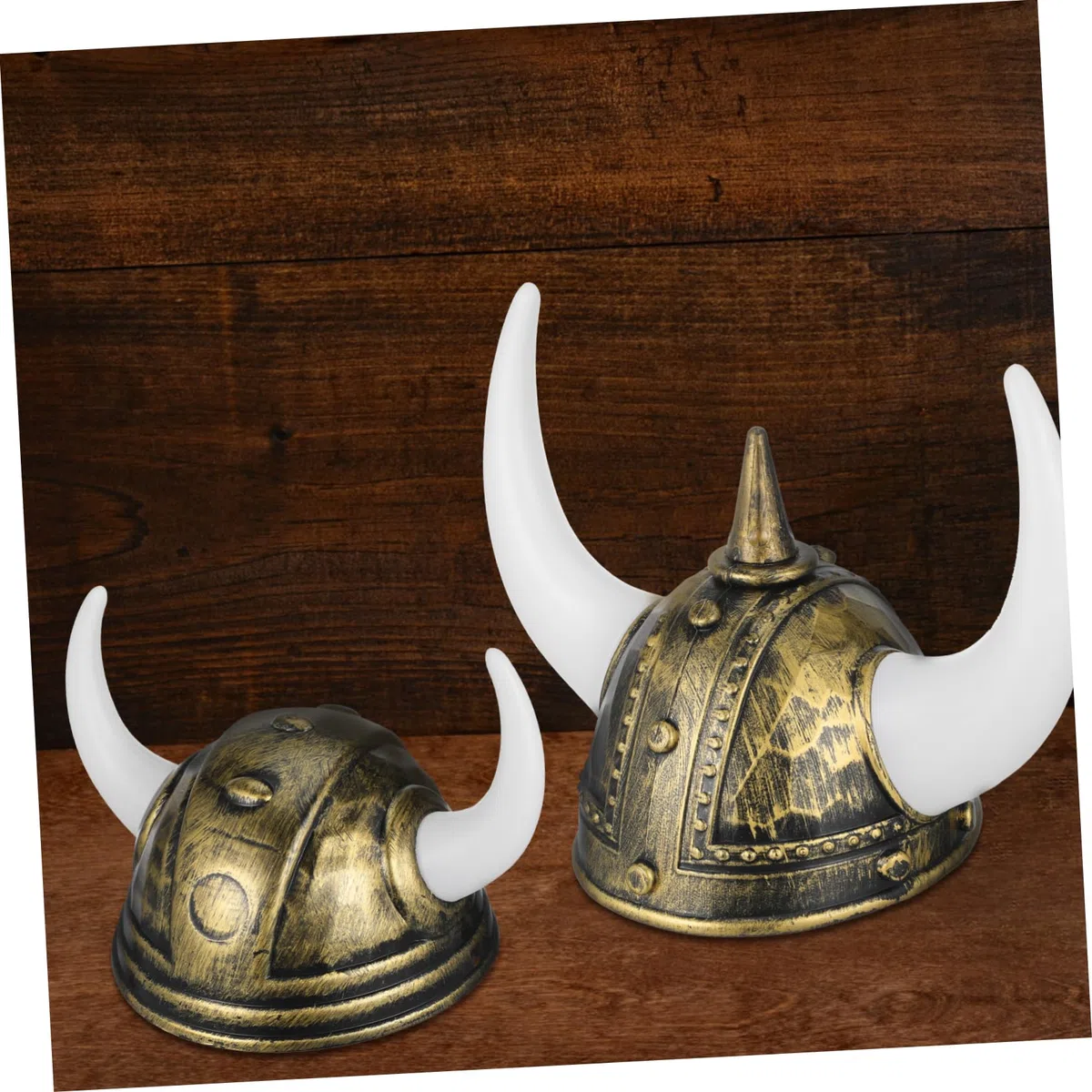 Sombrero Vikingo de Plástico 4 Piezas para Fiesta y Eventos | Hecho a Mano y Reutilizable, Estilos Versátiles, para Actividades Escolares y Grupos Infantiles o Adultos