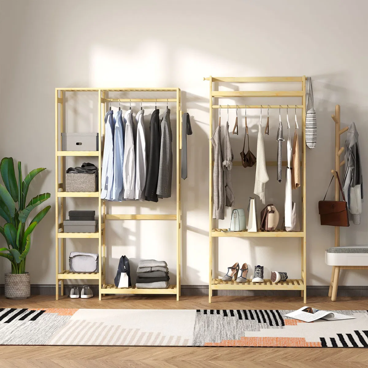 HOMCOM Perchero Burro de Bambú de Pie con Estantería 90x30x155 cm Natural | 4 Niveles, Barra, Estante Inferior, Colgador Lateral, para Ropa Bolsas, Dormitorio