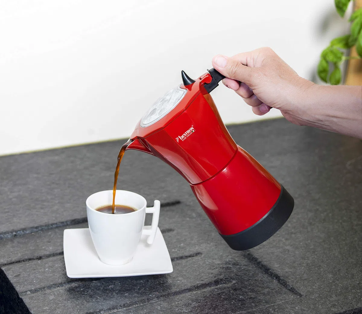 Bestron Cafetera Eléctrica para Expreso, Viva Italia, Para 6 Tazas: 180 ml, 480 W, Aluminio, Rojo