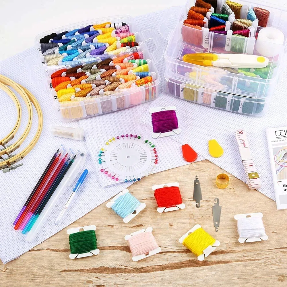 Kit de 254 Piezas de Hilo de Bordar, Hilo de Punto de Cruz, Tijeras, Agujas y Accesorios de Costura para Regalo de mamá.