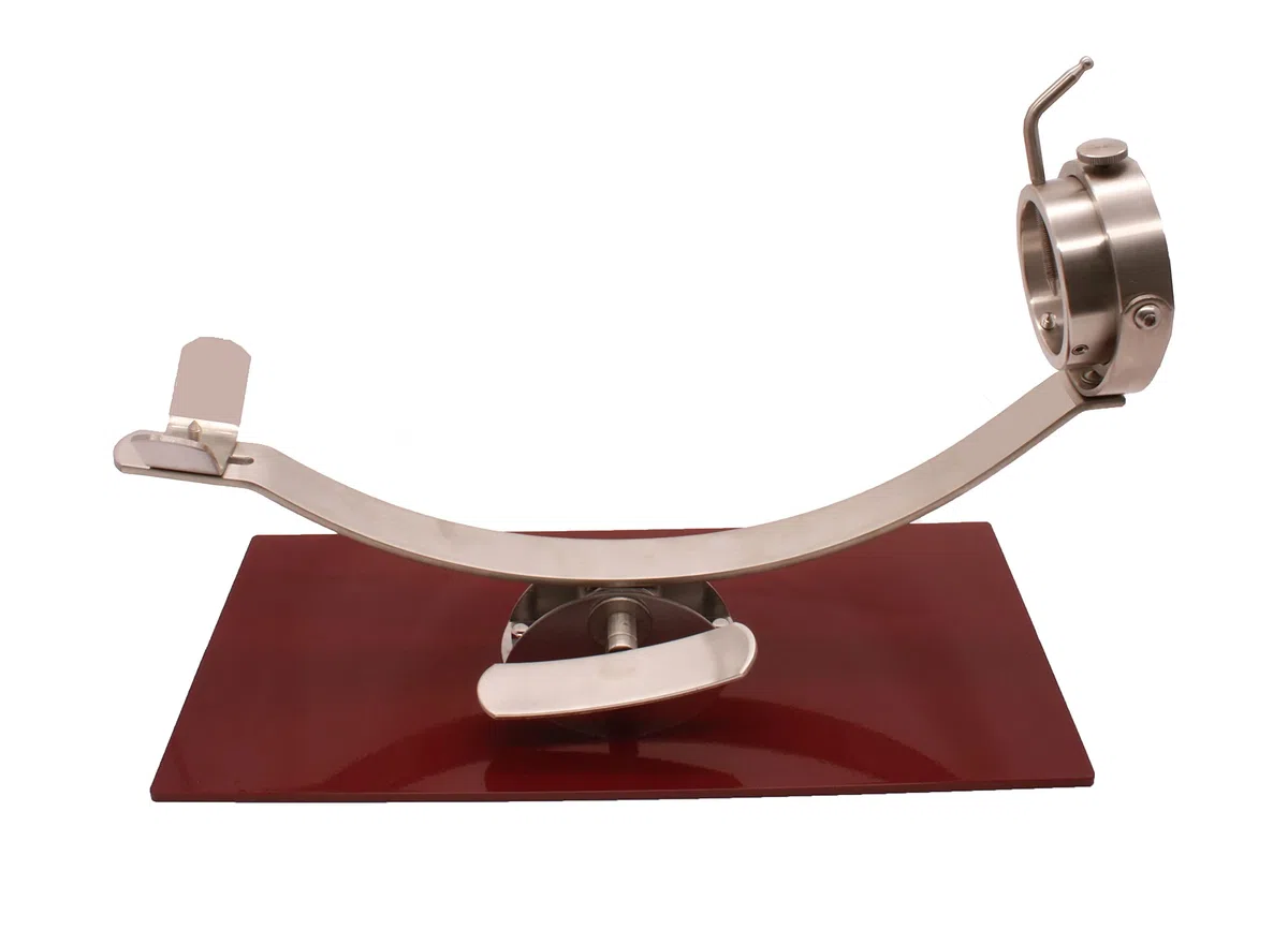 FERRETERIA LEPANTO Soporte jamonero New Generation basculante y giratorio con herraje Inoxidable y base de acero color cerezo.