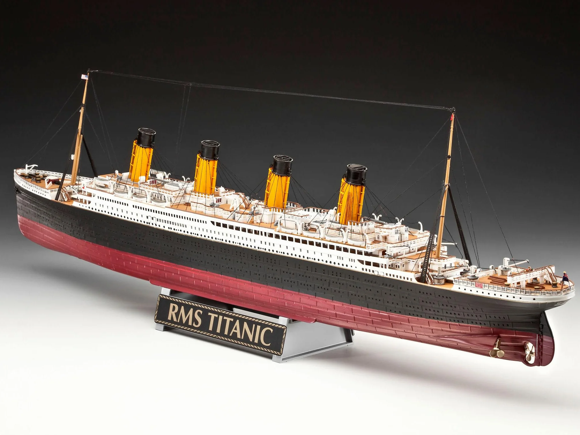 Revell - Maqueta 100 Jahre Titanic, kit modello, escala 1:400 (05715)