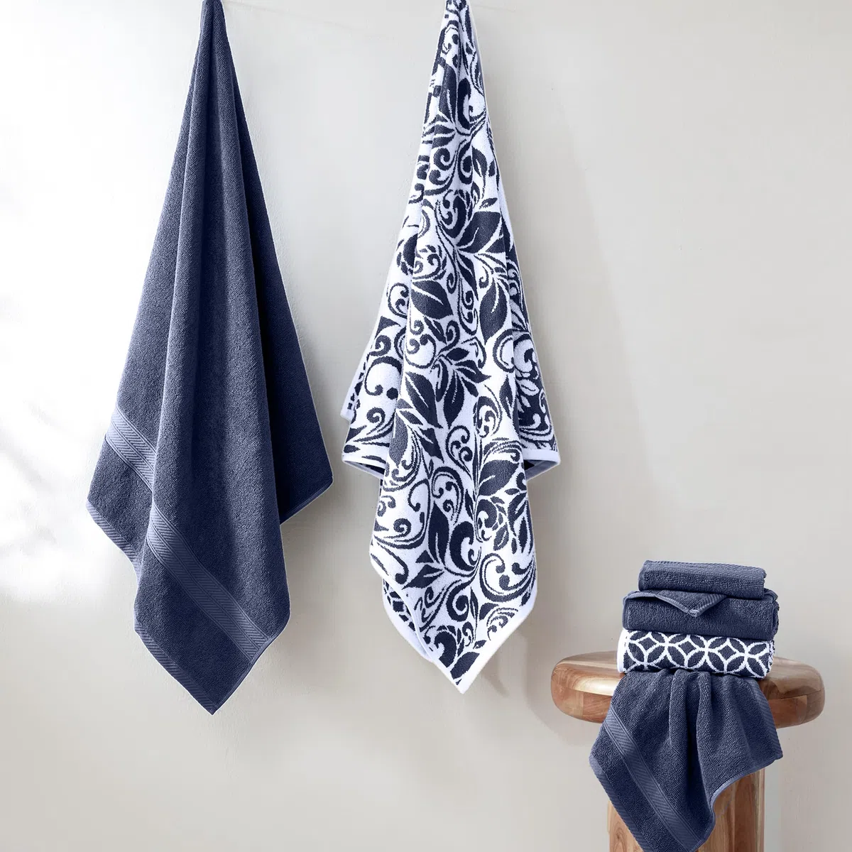 Modern Threads Trefoil - Juego de 6 Toallas de Jacquard teñidas de Hilo Reversible de Filigrana, Toallas de baño, Toallas de Mano y paños de baño, súper absorbentes y de Secado rápido, 100% algodón