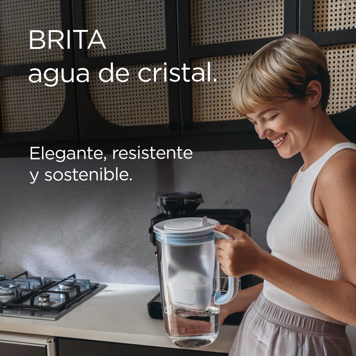 BRITA Jarra de cristal azul (2,5L) incl. 1x filtro MAXTRA PRO Pure Performance Diseño premium con tapa abatible de fácil llenado e indicador, que reduce la cal, el cloro y las impurezas