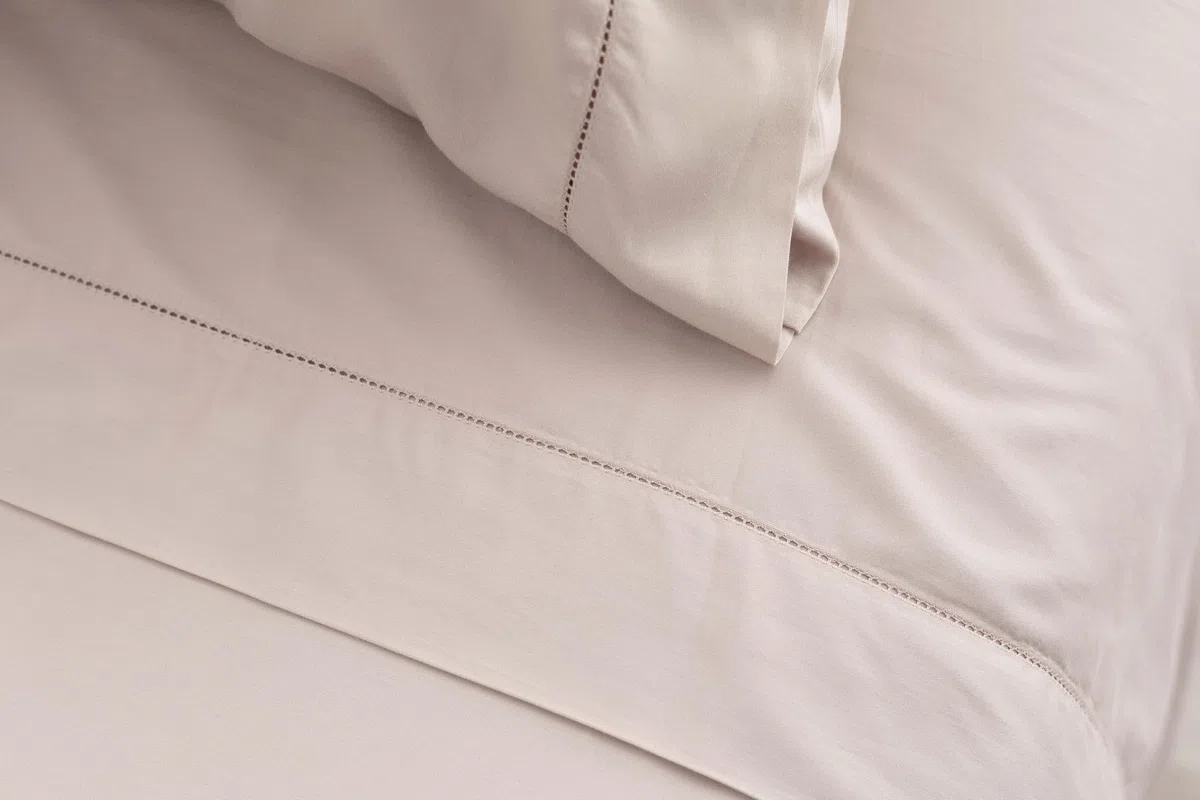 Catherine Lansfield Fantasy Sateen Modern Taupe Juego de Sábanas Cama 180-260x280 + 2 Almohadas 50x110