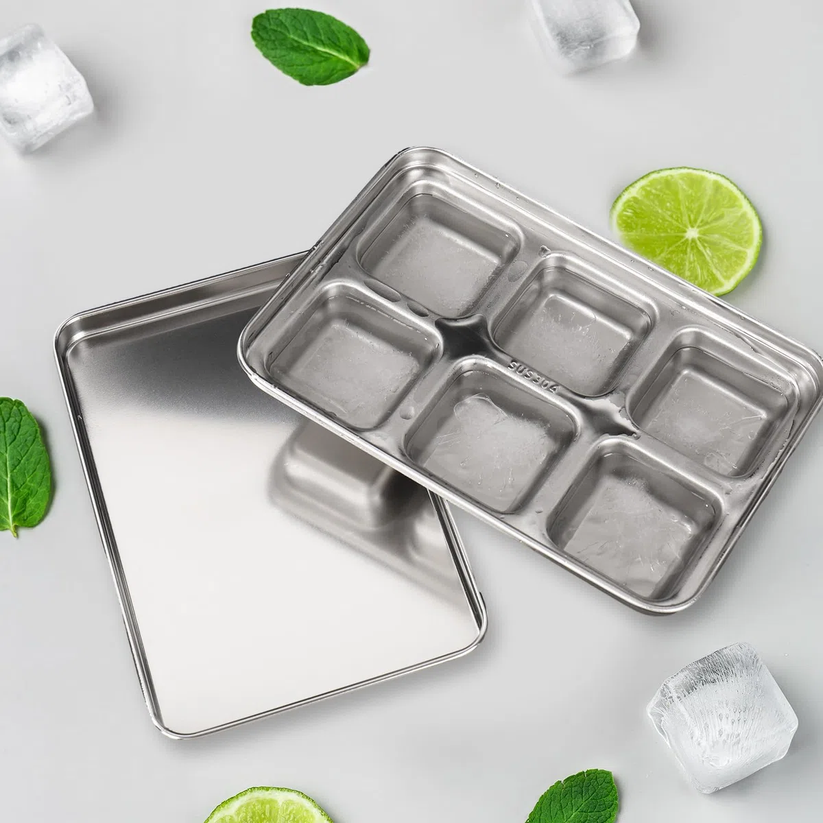 FYSUIMU Paquete de 3 bandejas de hielo de acero inoxidable para congelador, bandejas de hielo de metal con tapas para el hogar, cocina, bar, cóctel, whisky