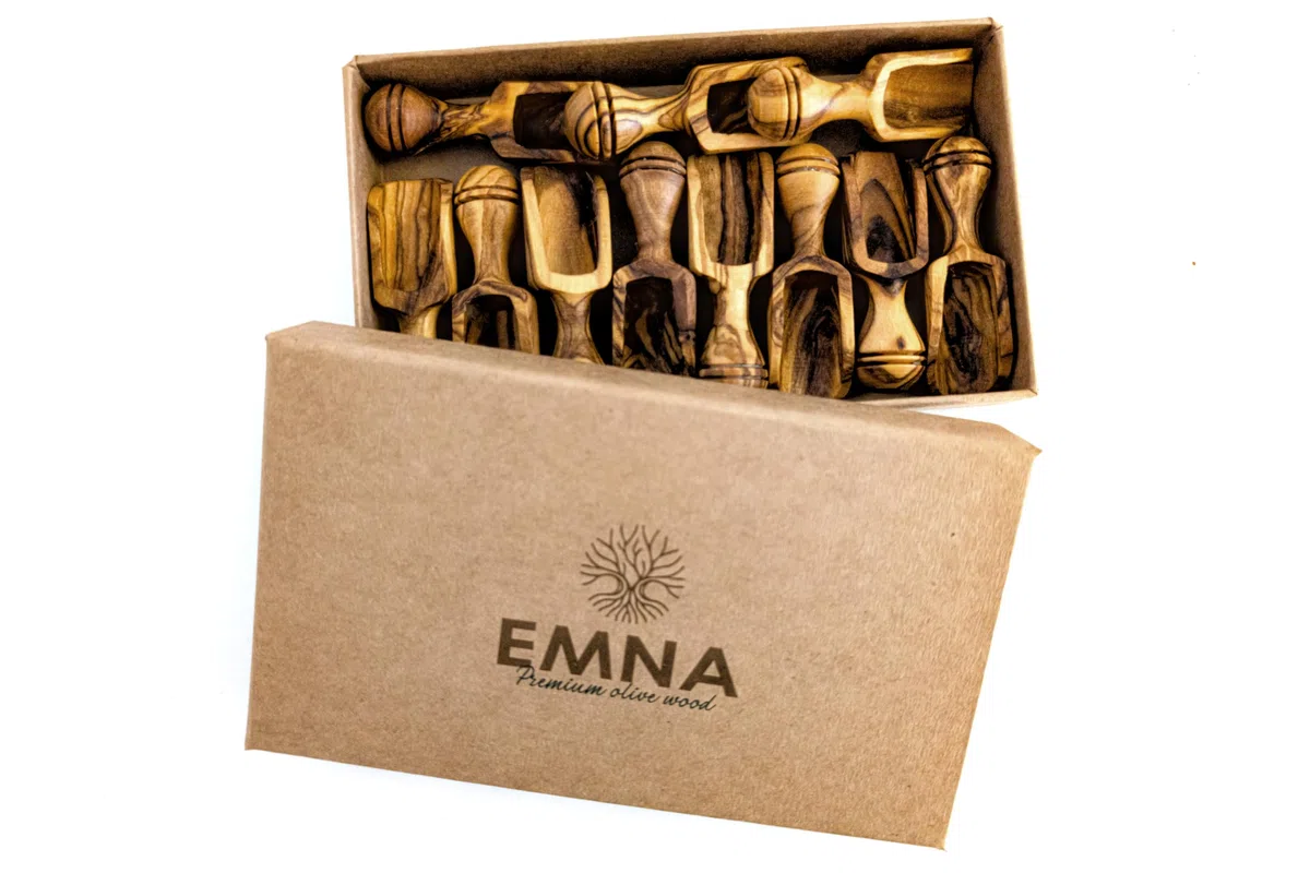 EMNA - 11 palas de madera de olivo pequeñas de aprox. 6 cm, regalo de lujo, caja de regalo de madera de olivo, regalo para el día de la madre, decoración para cocina, madera