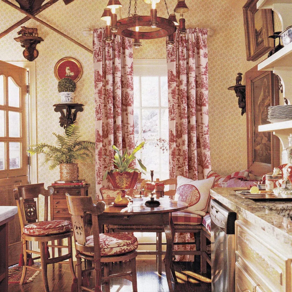 XTMYI Set de 2 Cortinas de 213 cm de Largo, Bonito Estampado campestre en Crema y Blanco, Opacas, diseño Floral campestre navideño, para Ventanas de salón, Comedor o Dormitorio, Burdeos