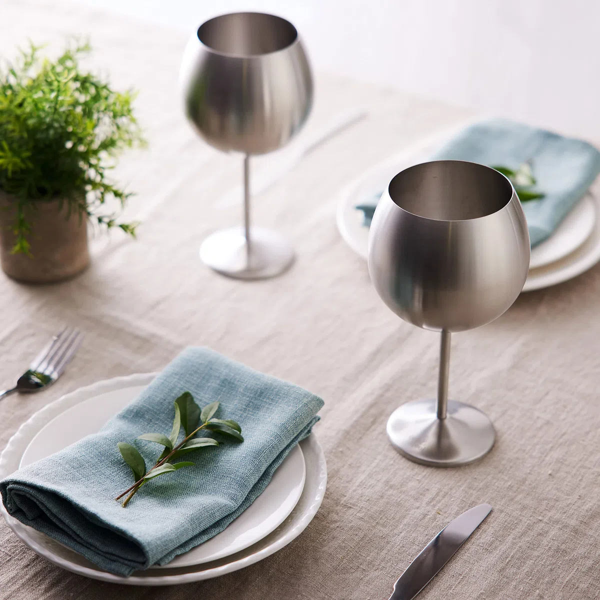 Oak & Steel - 4 Copas Globo Grandes de Acero Inoxidable para Ginebra, Copas de Cóctel (XL 700ml) - Plata Mate - Robustas e Irrompibles - Set de Regalo para Cumpleaños y Navidad