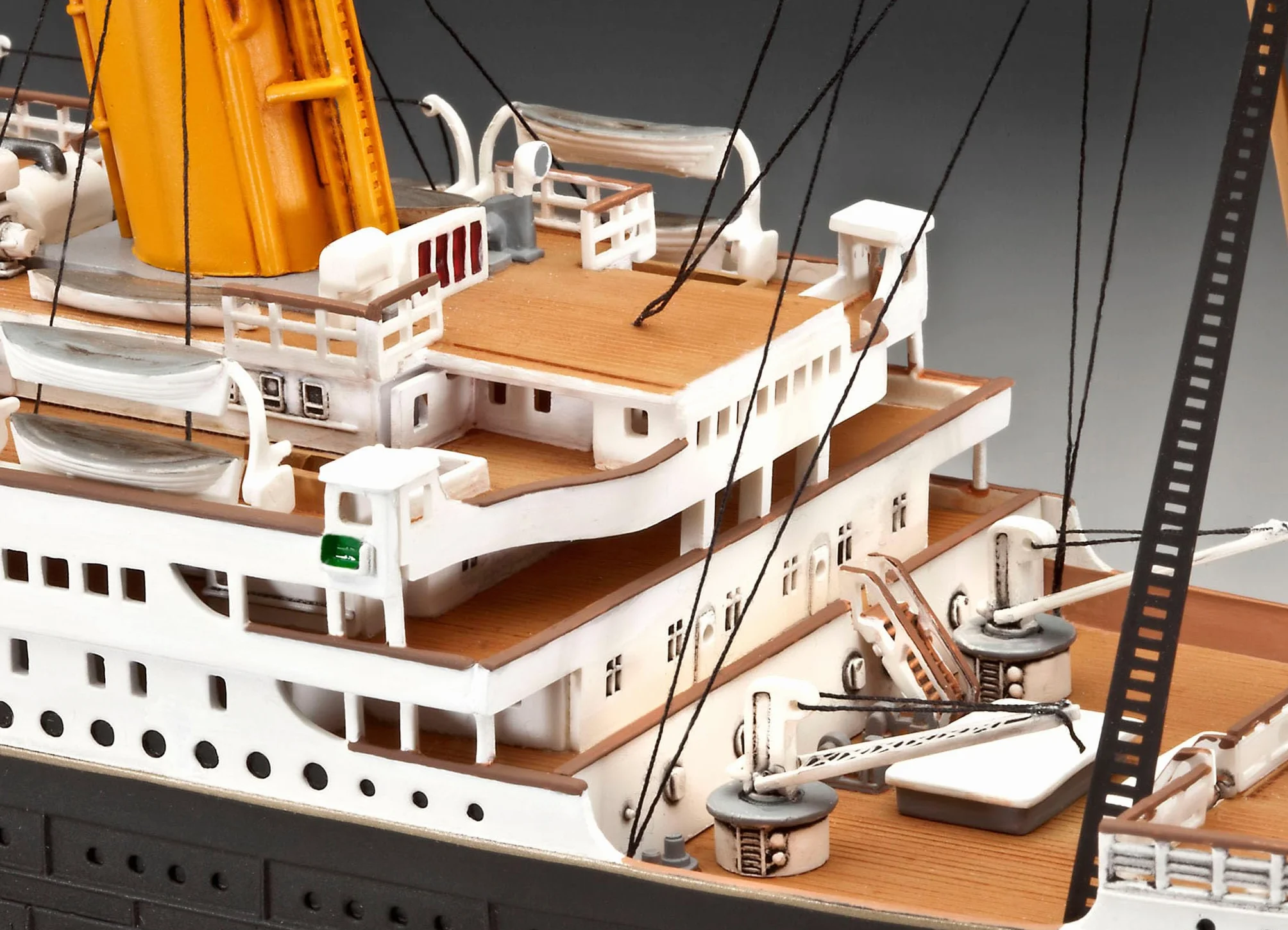 Revell - Maqueta 100 Jahre Titanic, kit modello, escala 1:400 (05715)