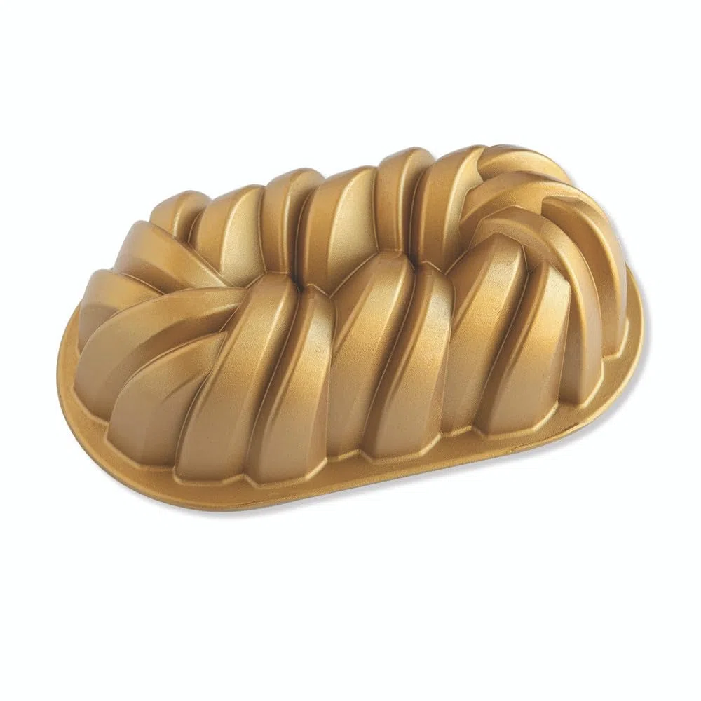 Nordic Ware Molde trenzado para pan, molde original de aluminio fundido, molde para tartas con patrón trenzado, fabricado en Estados Unidos, color: dorado
