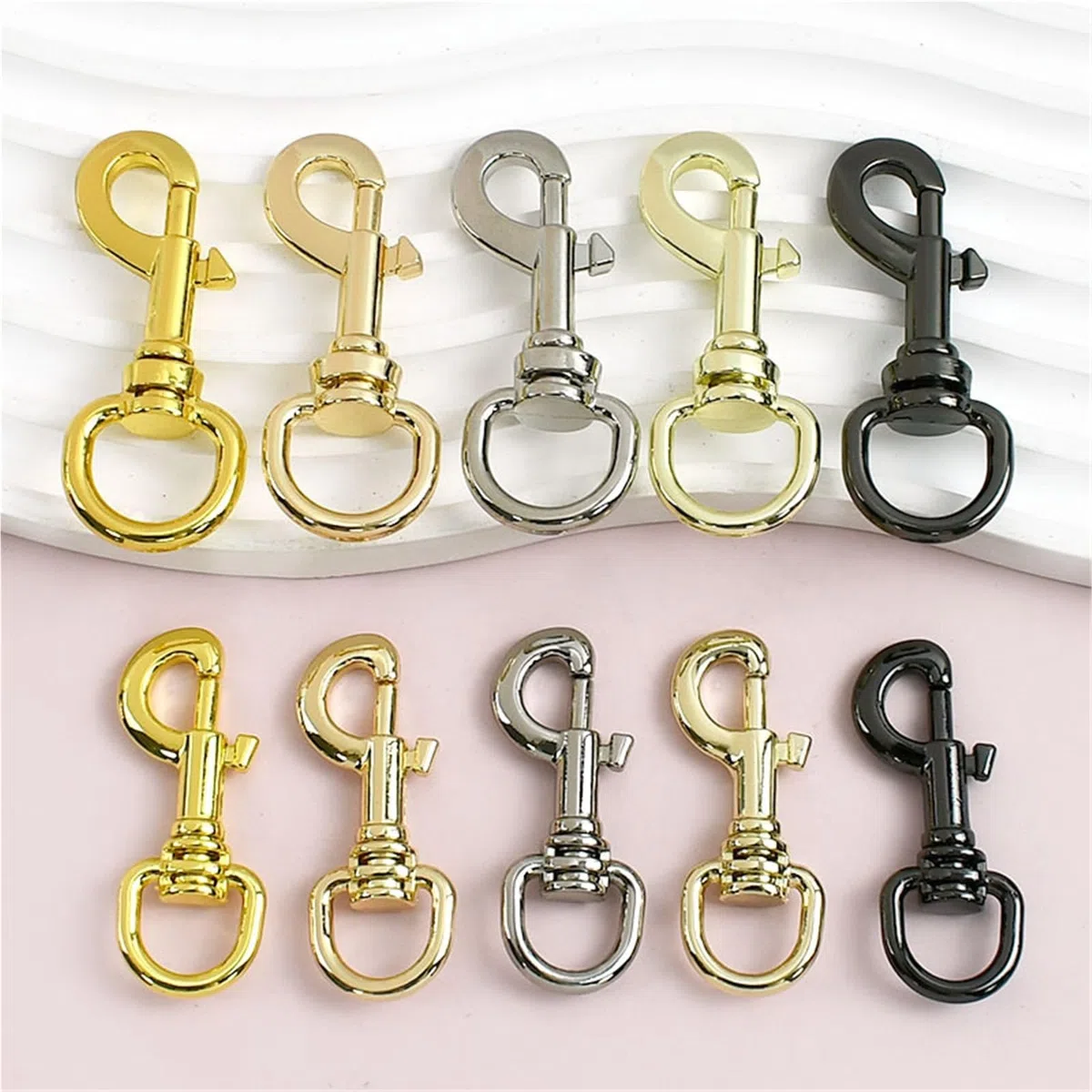 Ganchos De Metal Giratorio 5-20Pcs 11/15mm Metal Bag Strap Buckles Swivel Lobster Clasp Keychain Trigger Snap Hook Carabiner Clip DIY(LightGold-15mm,20Pcs)