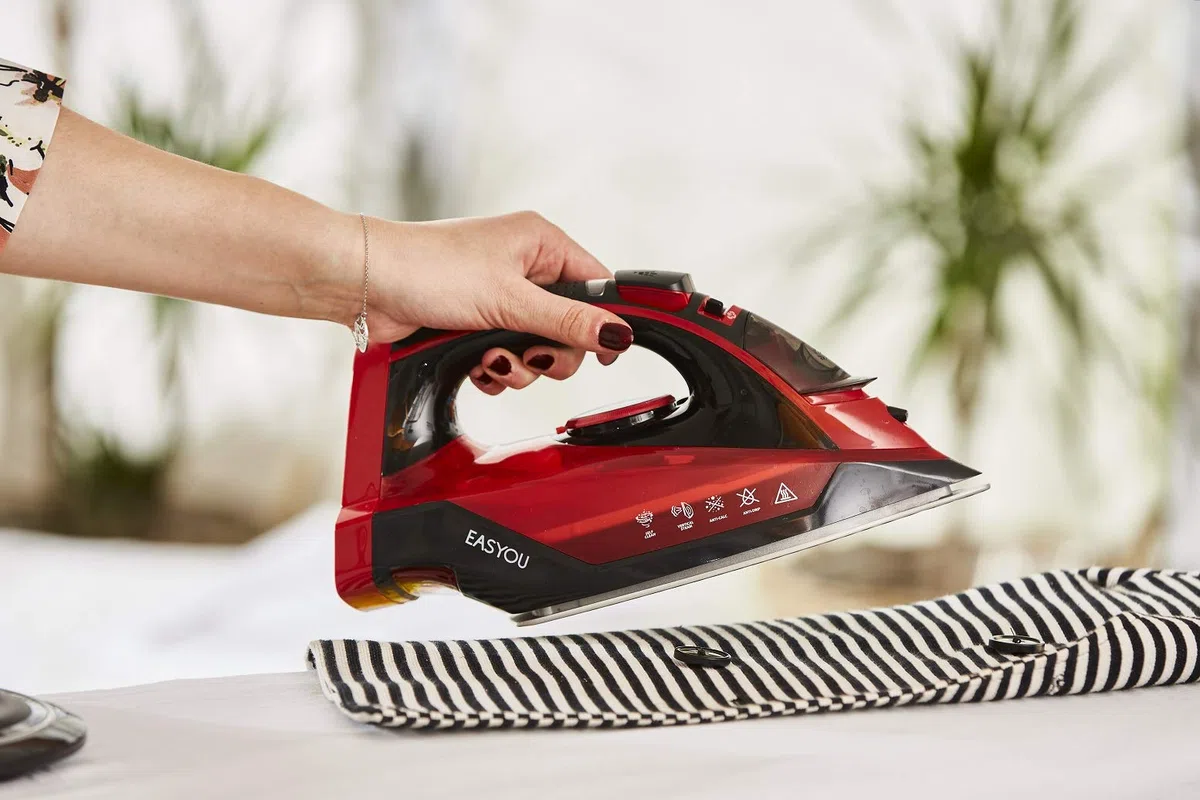 Easyou Plancha de Vapor, Plancha de Vapor Inalámbrica Simple Move 2400 W