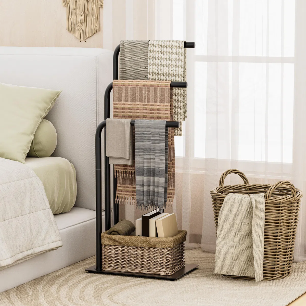 OUTBROS Toallero, Toallero de pie, Soporte de Metal de 3 Niveles para Baño, Secado y Exhibición con Estante, Soporte para paños para Sala de Estar, 39x26x90cm, Negro | Toallero de metal de acero inoxidable para baño con placa base de metal, soporte de sec