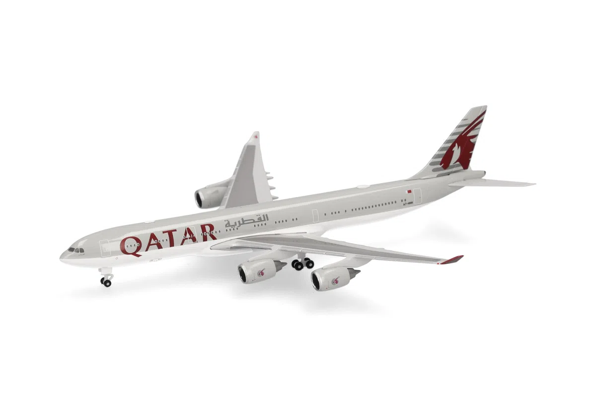 Herpa Miniatura del avión Qatar Amiri Flight Airbus A340-500, Escala 1/500, Modelo prefabricado, maqueta de colección, modelismo, avión sin Soporte, Figura Metal